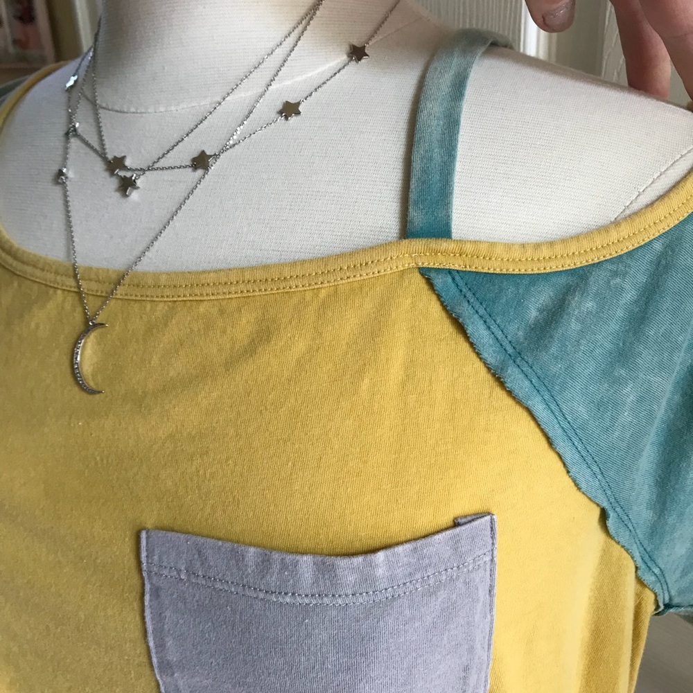 Umgee asymmetrical off the shoulder top - Picture 3 of 7